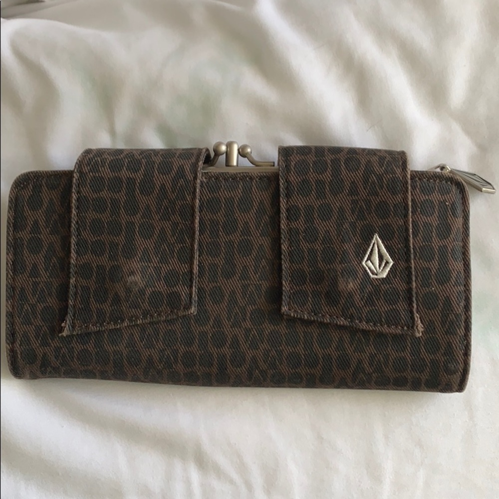 Volcom wallet